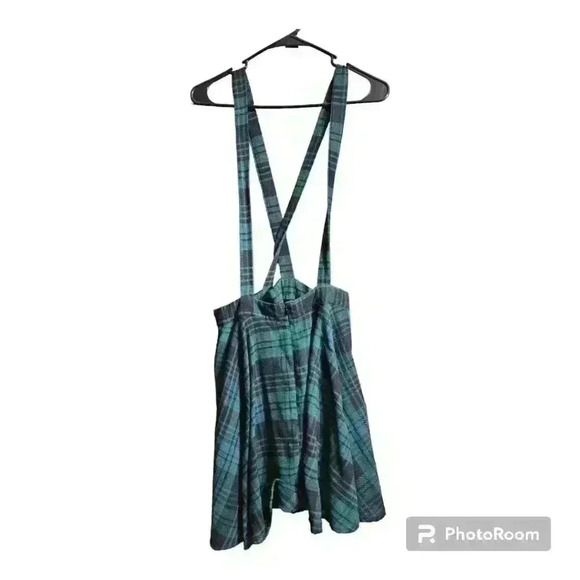 Crossback suspender skirt! - Picture 1 of 5